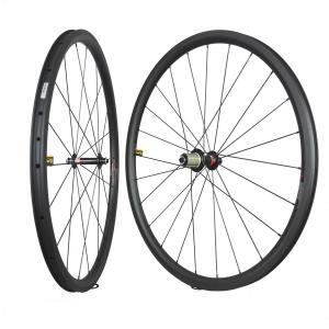 30x28mm Tubeless carbon road bike wheels with Novatec hubs for shimano freehubs